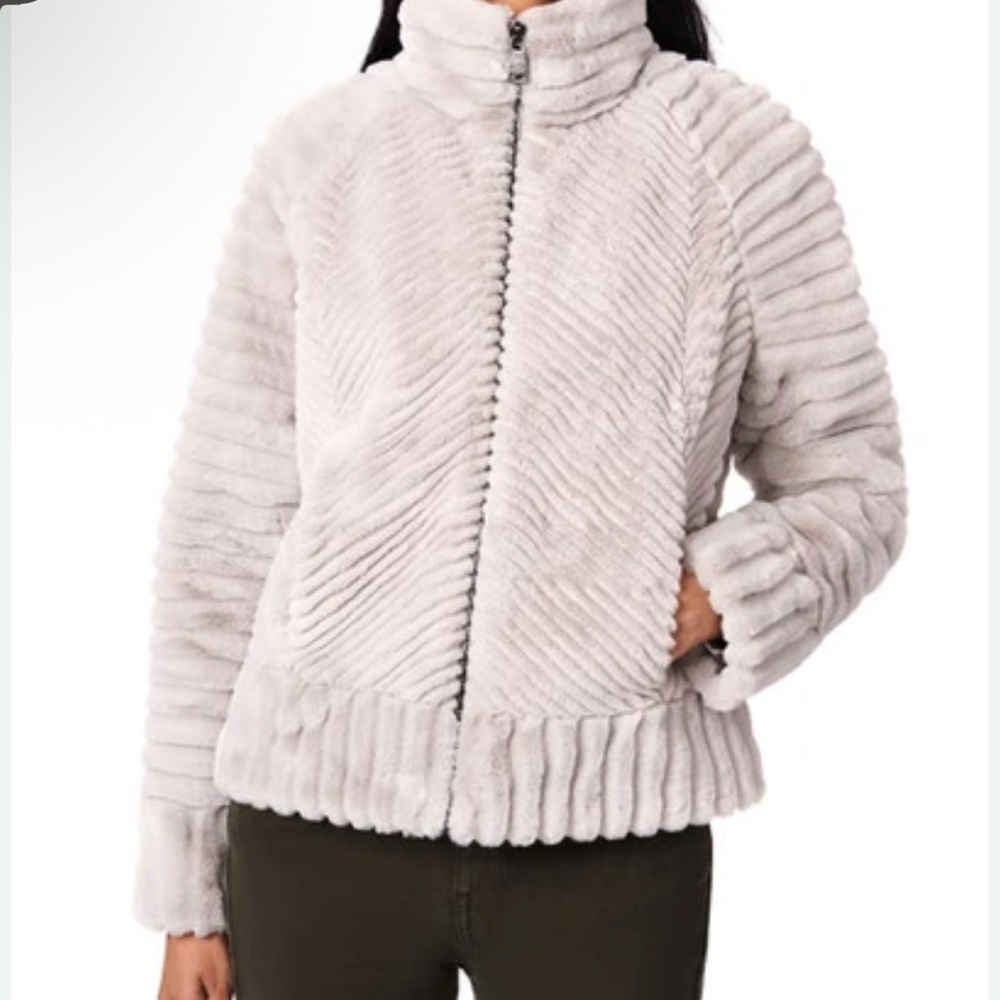 Bernardo Faux Fur 🧥 jacket - Picture 1 of 4